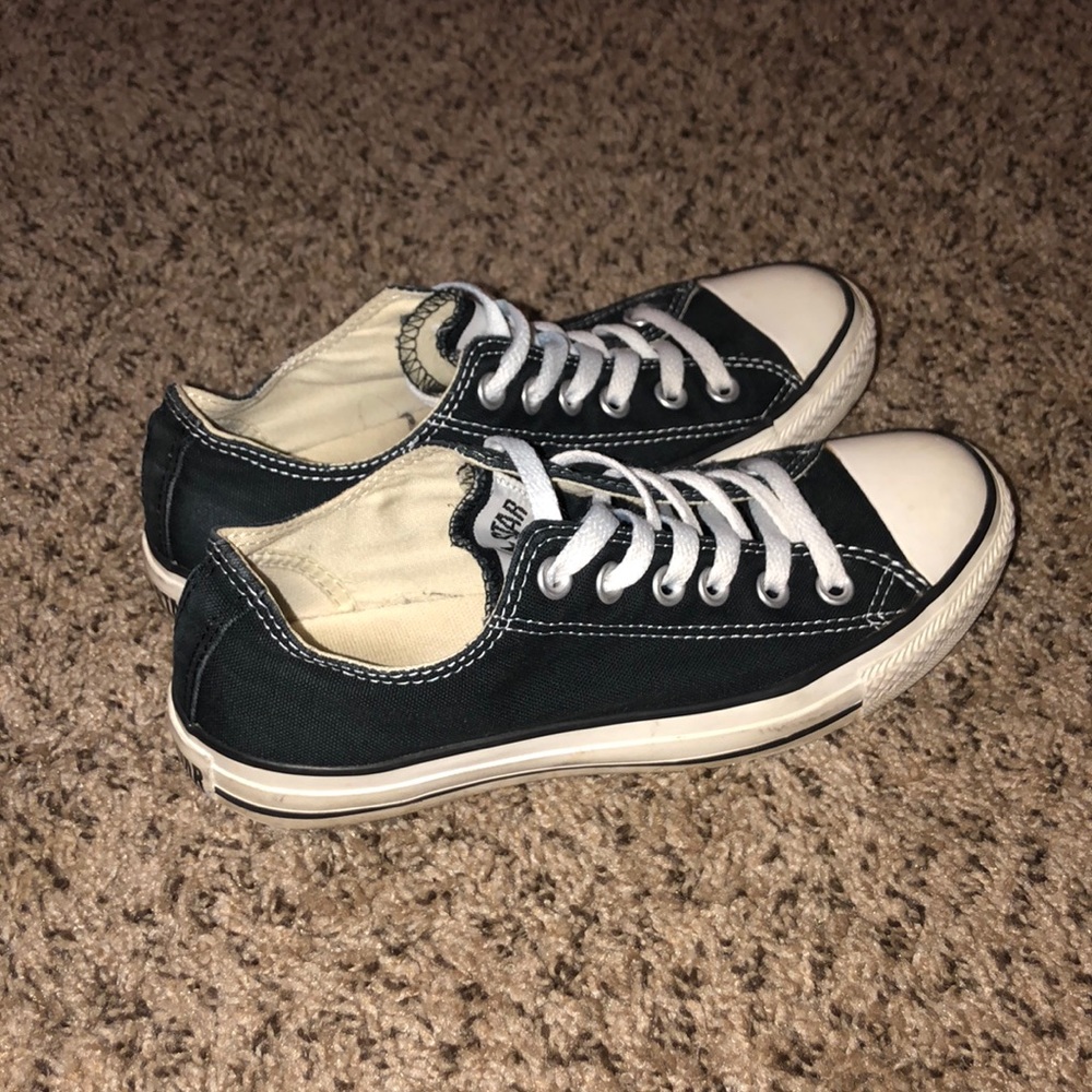 Unisex converse sneakers